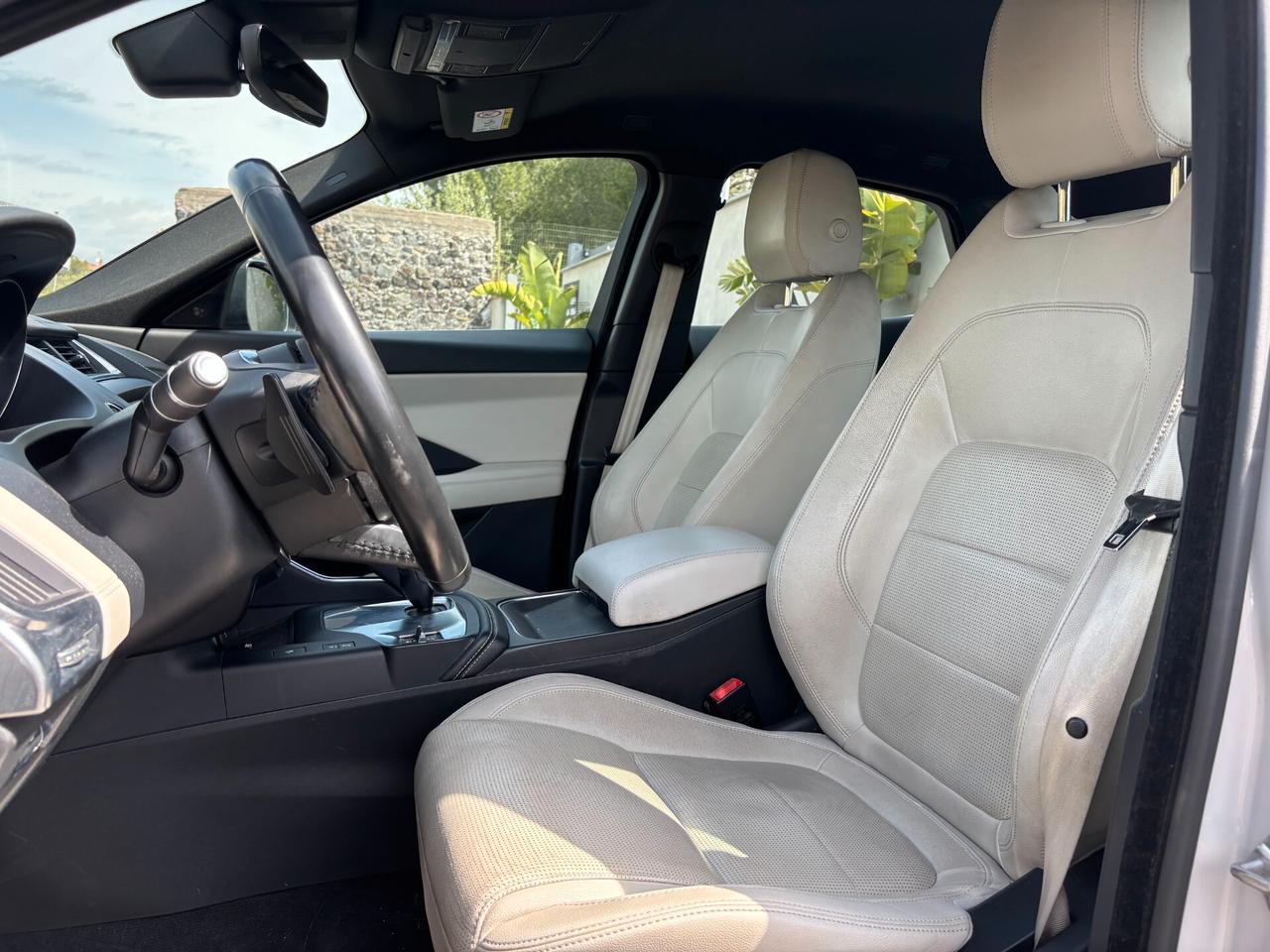 Jaguar E-Pace 2.0D 150 CV