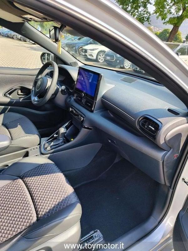 Toyota Yaris 4ª serie 1.5 Hybrid 5 porte Lounge
