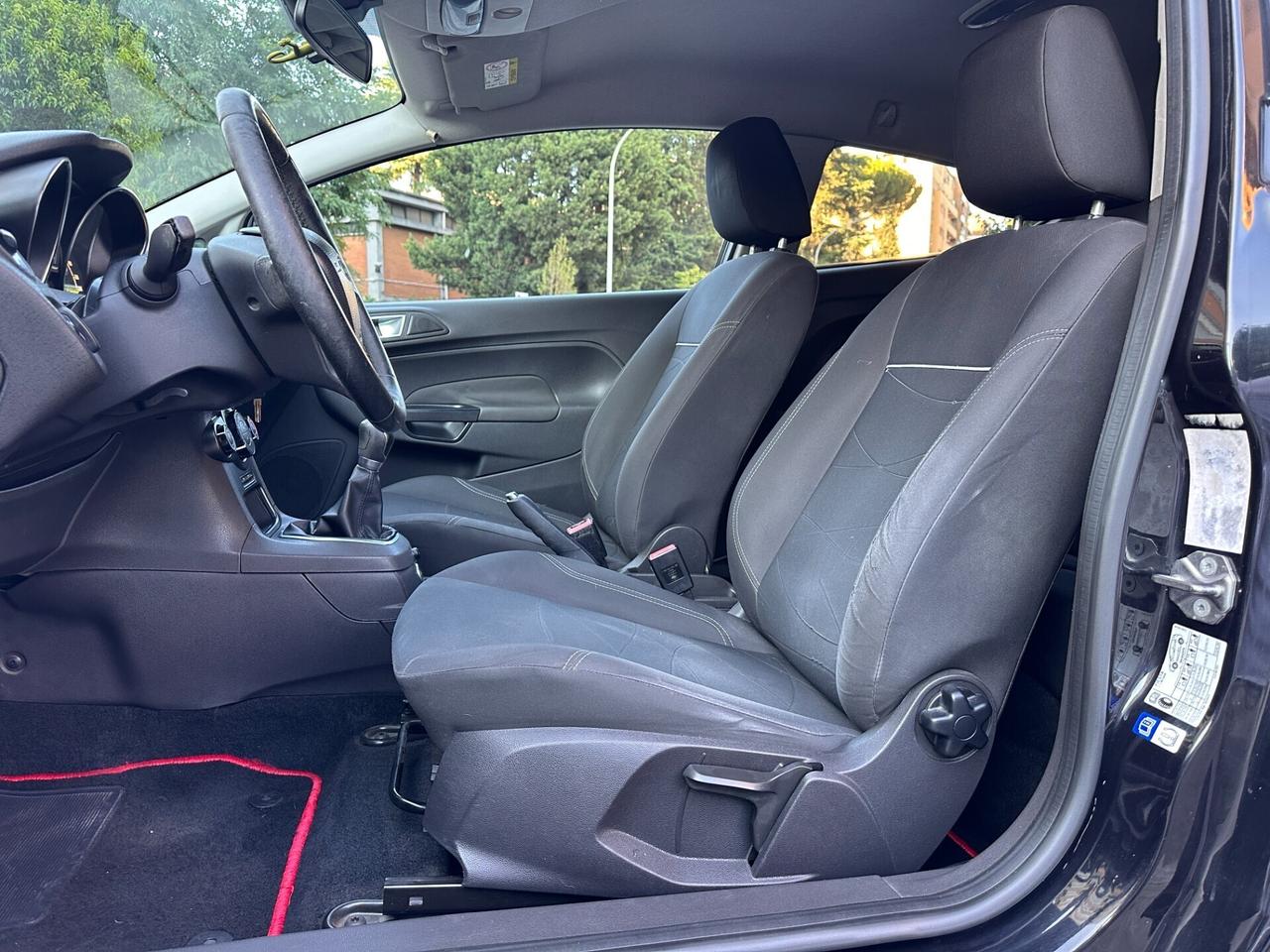 Ford Fiesta 1.4 97cv GPL RINNOVATO Garanzia 12m