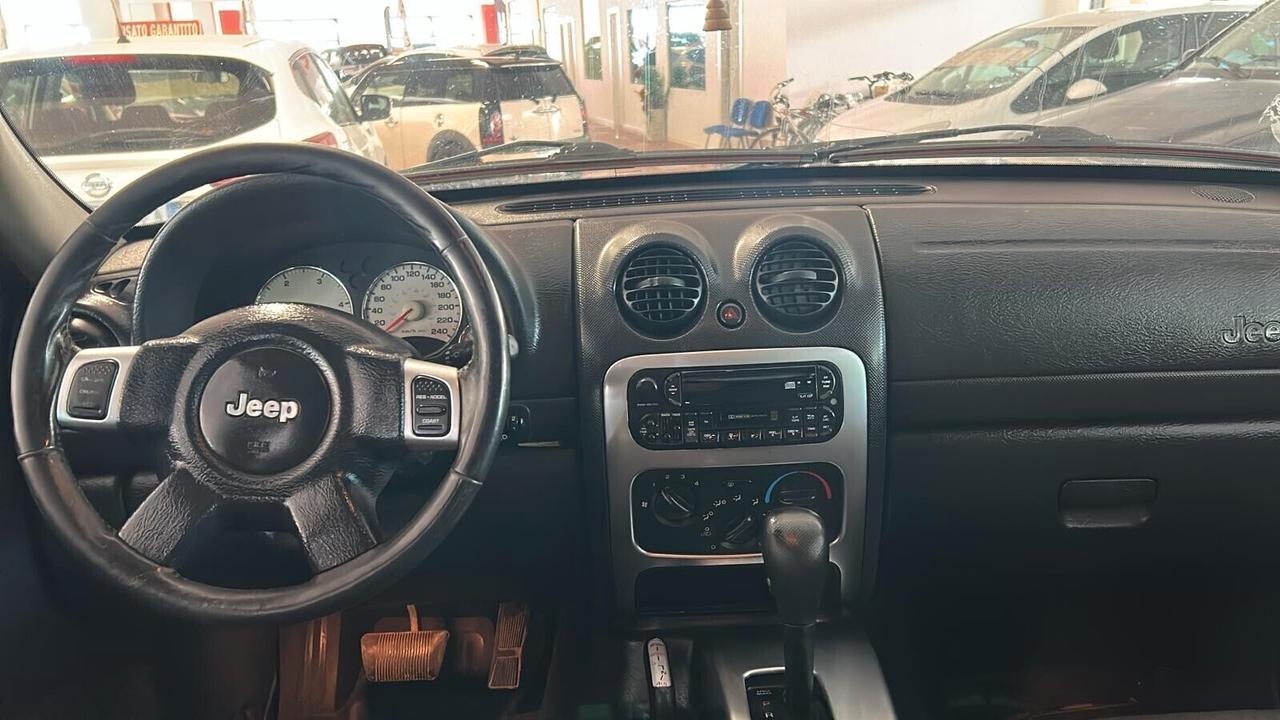 JEEP CHEROKEE CAMBIO AUTOMATICO 4x4 DIESEL 2.8 CV 150 Km 224.216