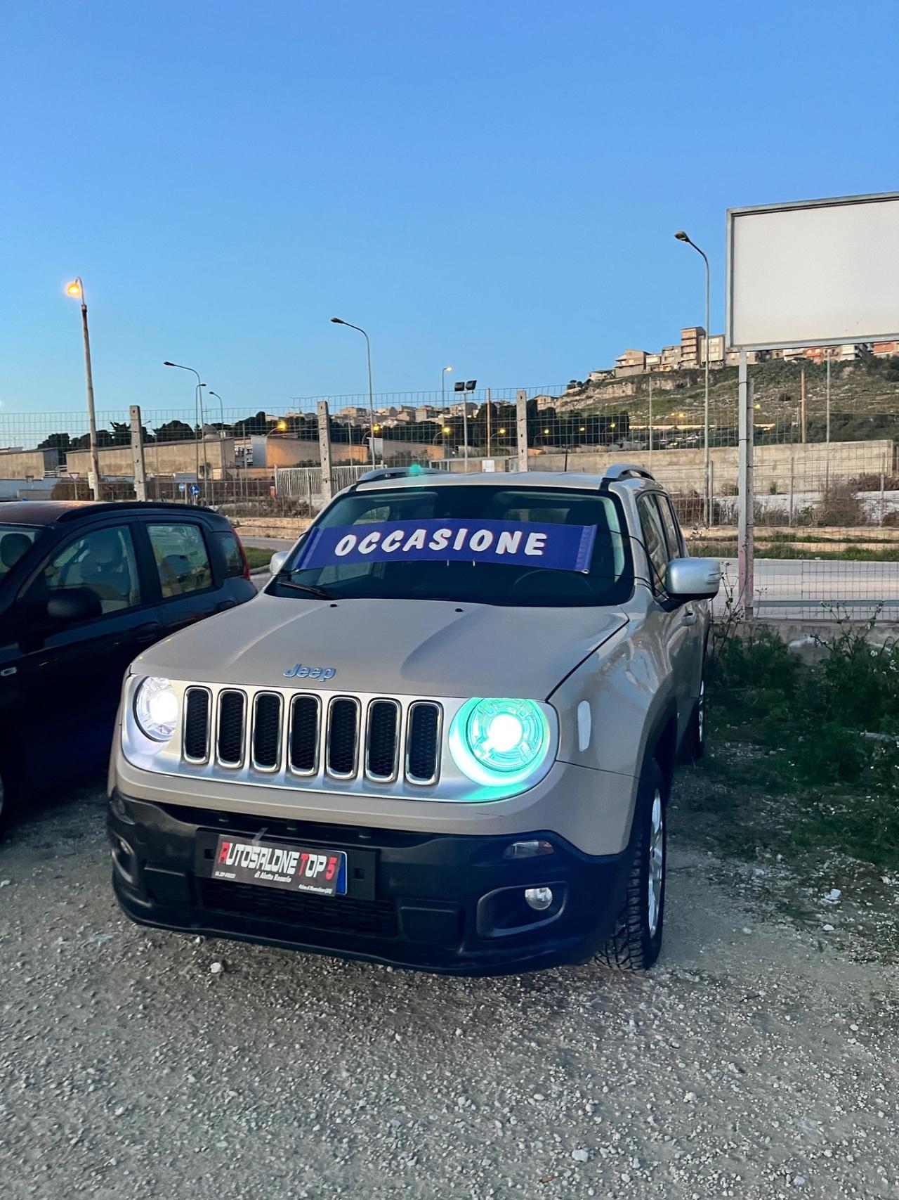 Jeep Renegade 2.0 Mjt 140CV 4WD fari uxeno navigatore