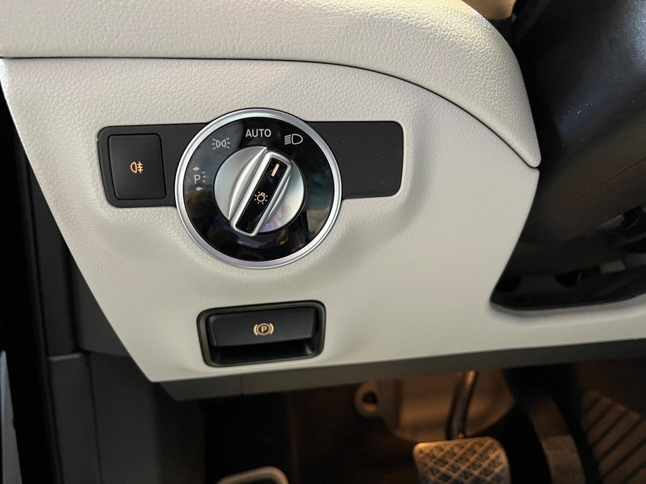 Mercedes-benz GLA 200 d Automatic Sport