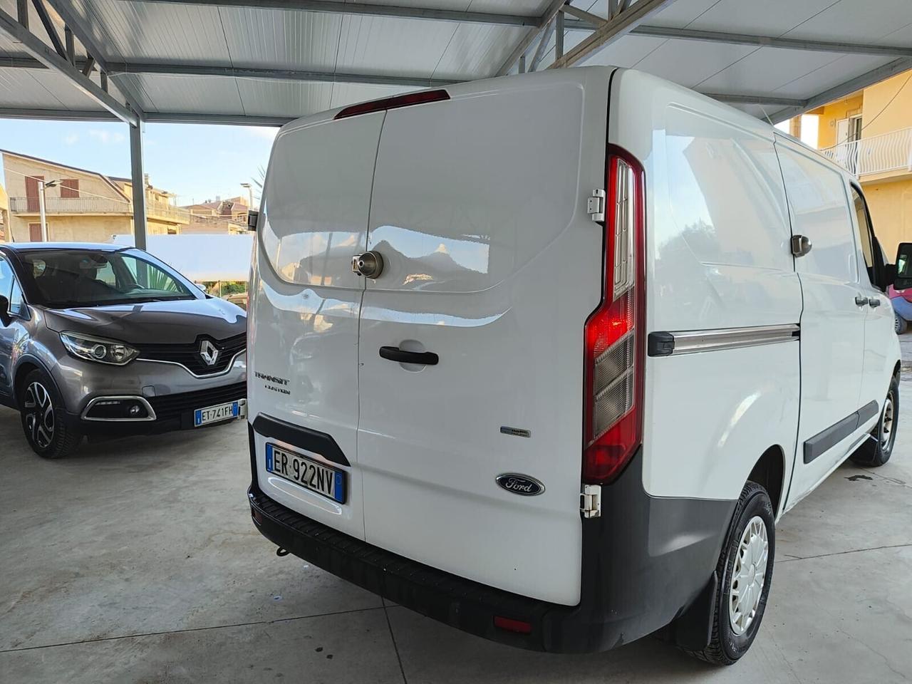 Ford Custom Tourneo Custom 2.2 TDCi 100CV