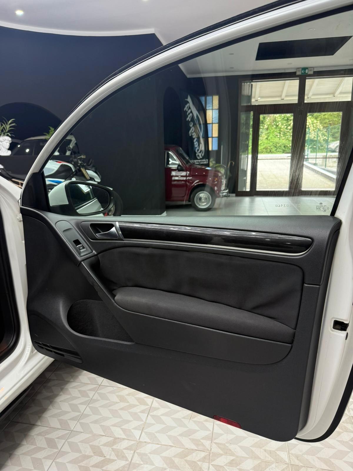 Volkswagen Golf GTI Golf 2.0 TSI DSG 3p. GTI