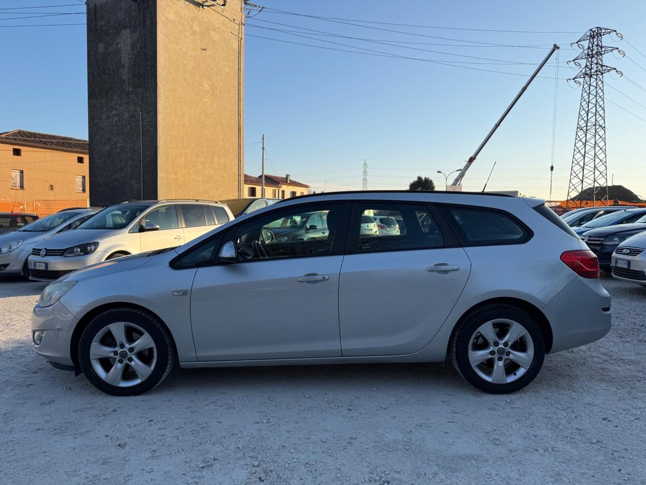 Opel Astra 1.7 CDTI 125CV Sports Tourer Cosmo UNICO