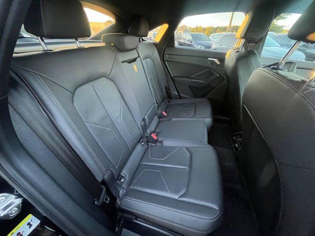 AUDI Q3 35 TDI quattro S tronic S line edition