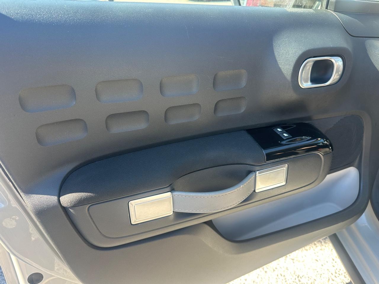 Citroen C3 benz- S&S Shine