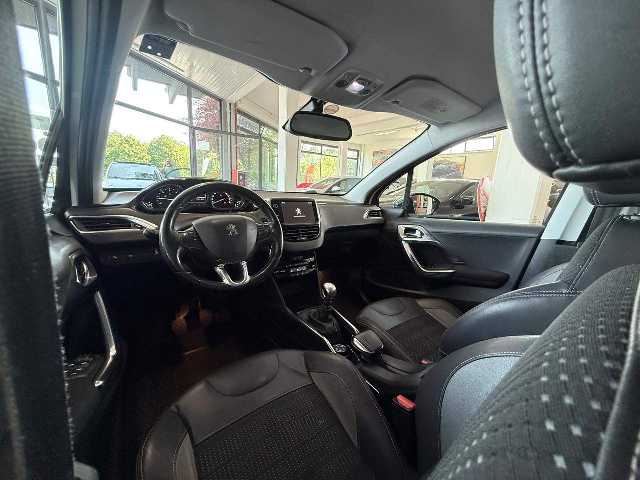 Peugeot 2008 1.6 e-HDi 115 CV Allure 11/2013 Euro 5B Neopatentati