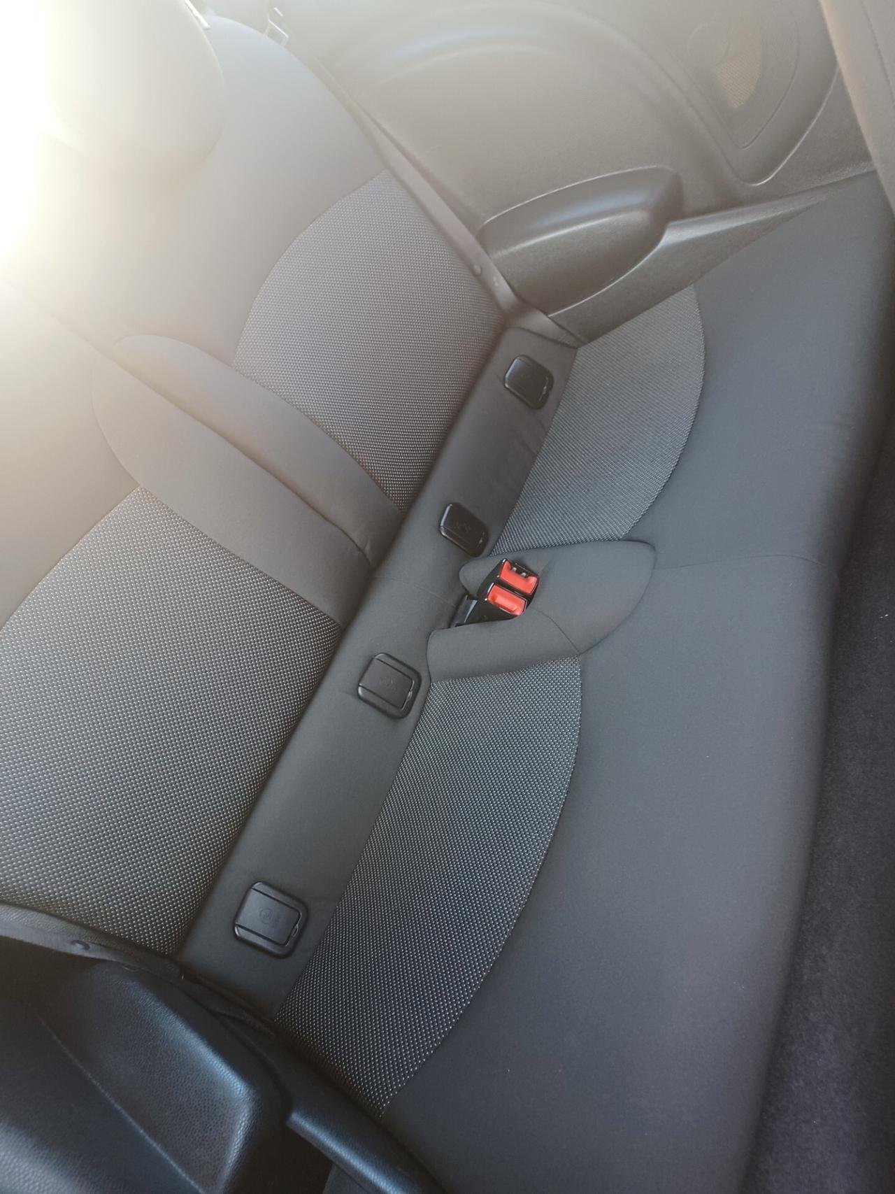 Mini Cooper 1.6 D CHILI MOTORE FORD