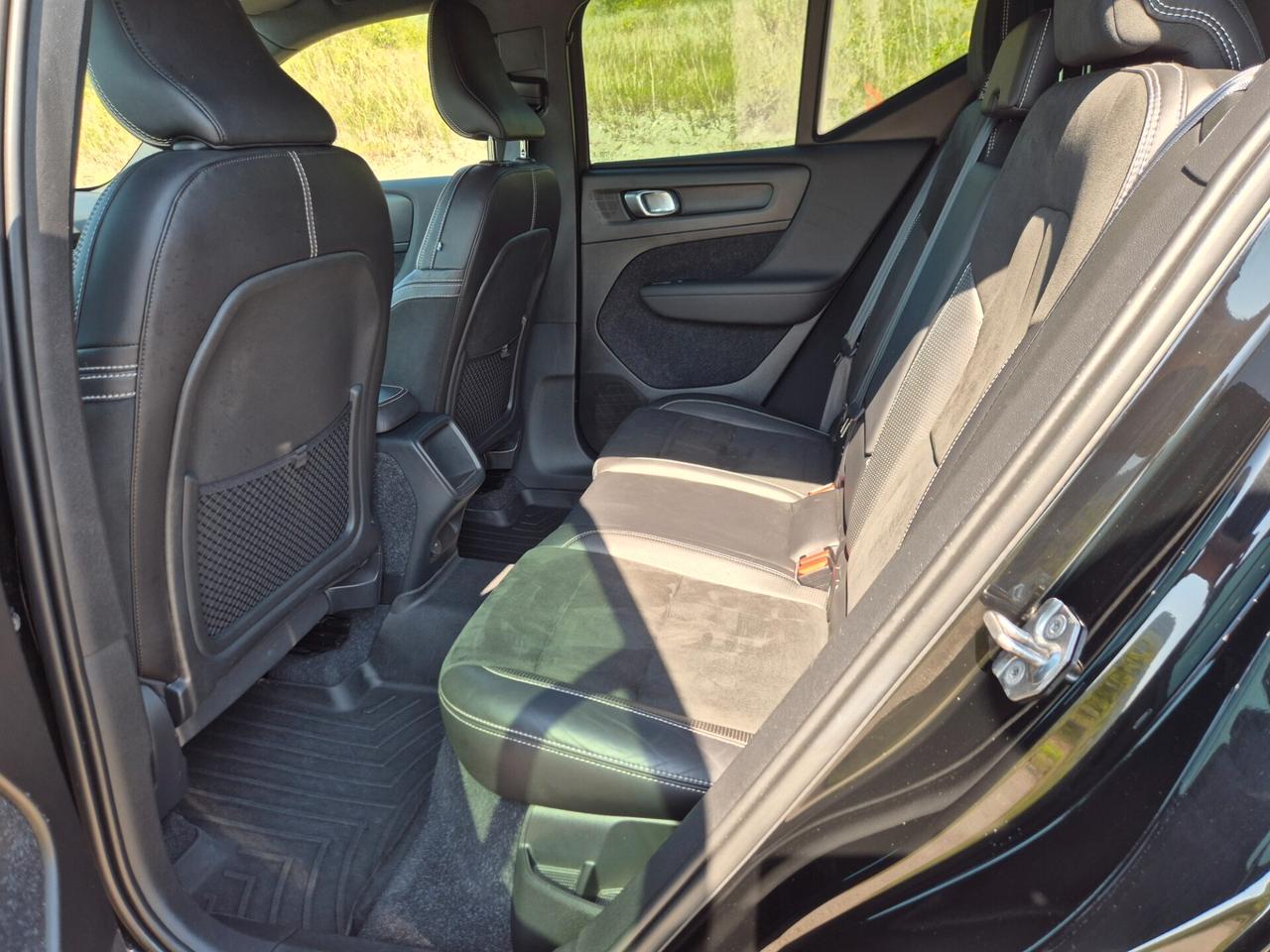 Volvo XC40 D3 AWD R-design