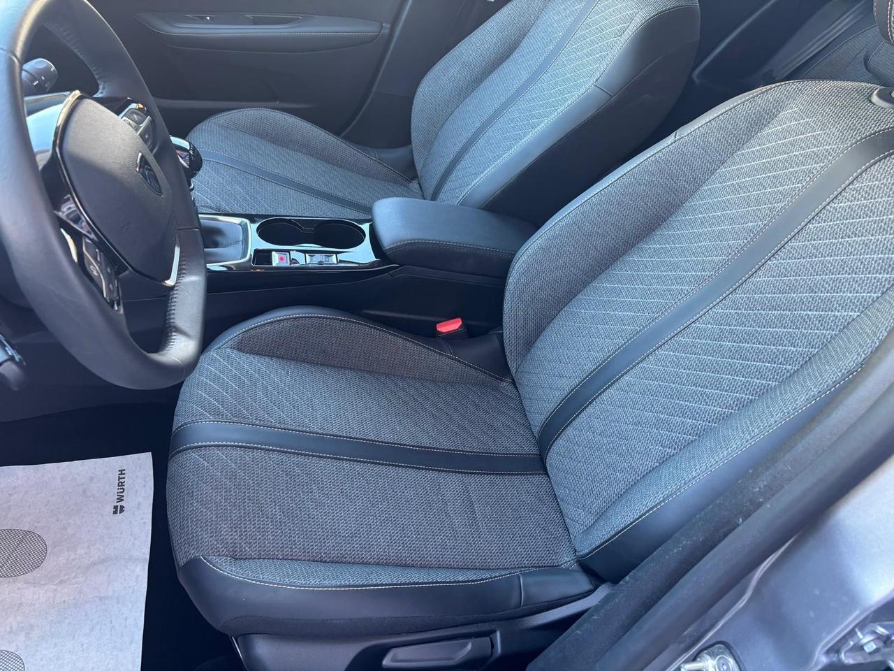 Peugeot 208 PureTech 100 Stop&Start 5 porte Allure