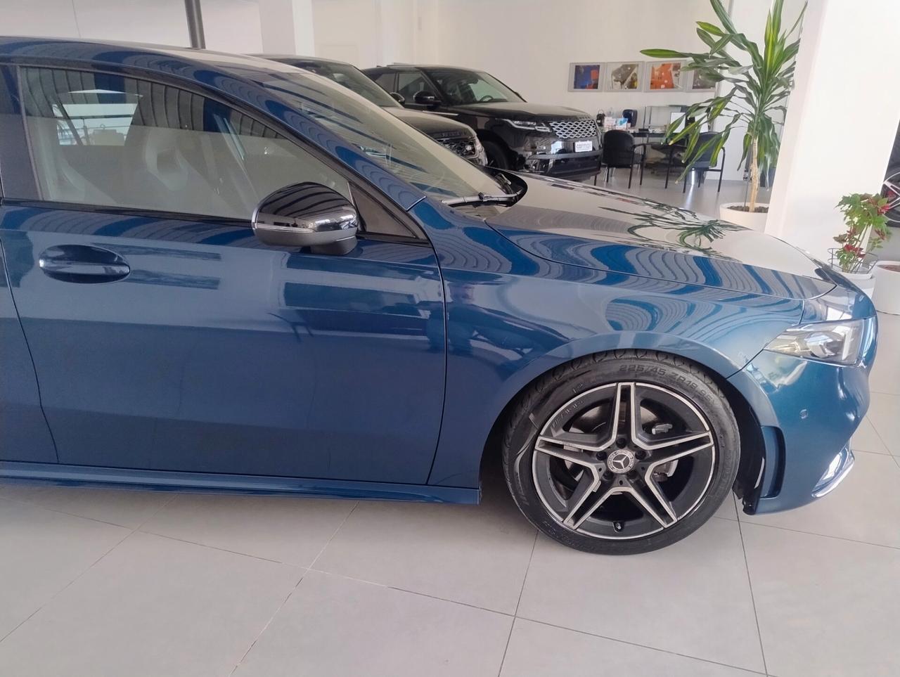 Mercedes-benz A 180 d Automatic Premium Amg-Line