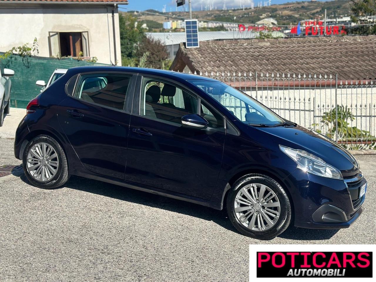 Peugeot 208 PureTech 82 3p. GPL