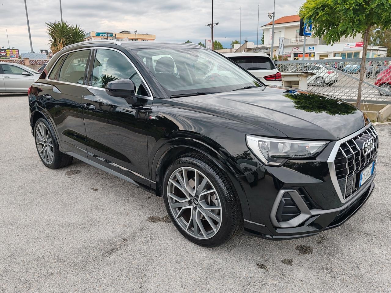 Audi Q3 40 TDI Quattro S tronic S line Edition