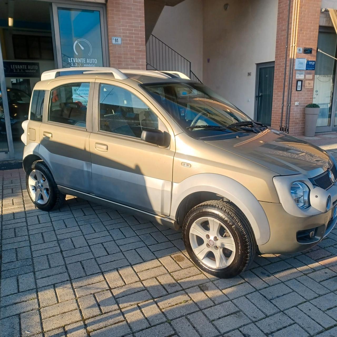 165898K PANDA CROSS 1.3 MJTD 4X4 INTROVABILE