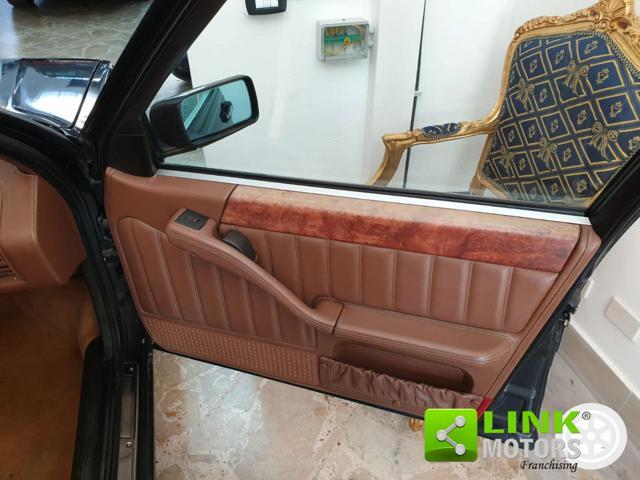 LANCIA Thema 8.32 ferrari 32v 215cv