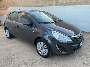 Opel Corsa 1.2 benzina 86cv | 2012