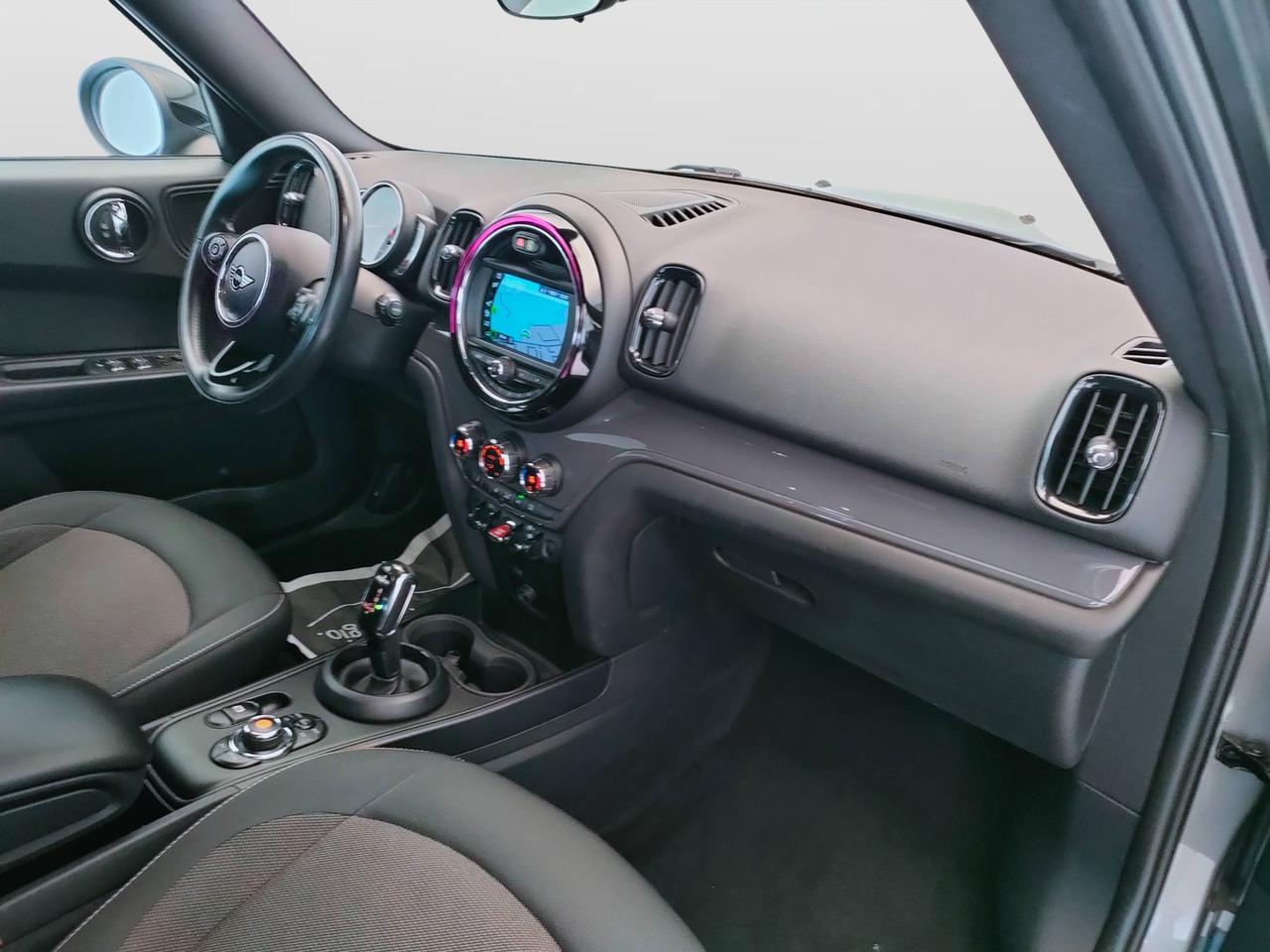 MINI Mini Countryman F60 2017 - Mini Countryman 2.0 Cooper D Business all4 auto my18