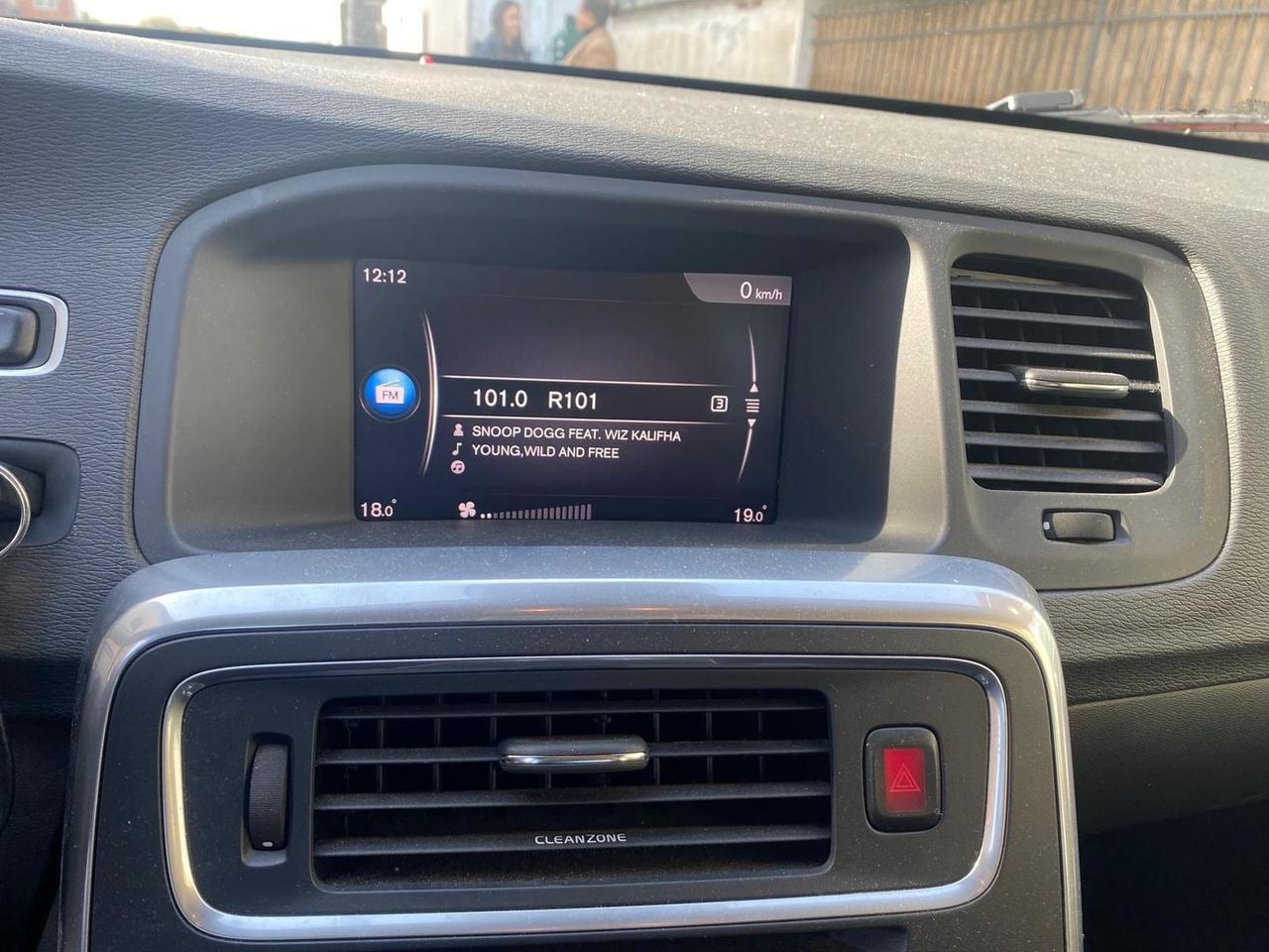Volvo V60 Kinetic 2.0 D2 #7478