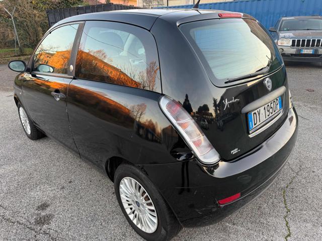 LANCIA Ypsilon 1.4 BENZINA/GPL senza nessun lavoro da fare
