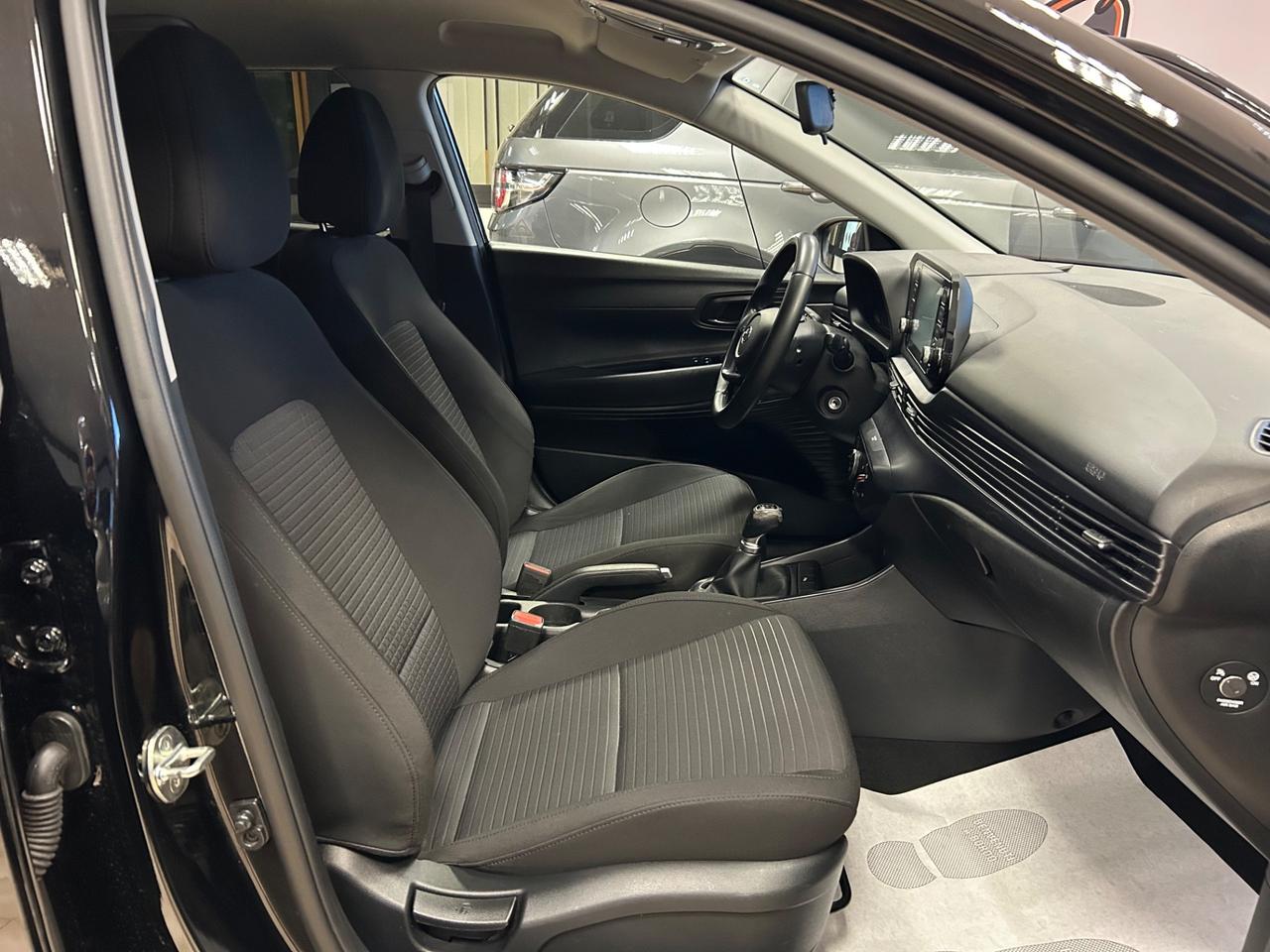 Hyundai i20 - 2022 1.2 MPI 84cv NEOPATENTATI