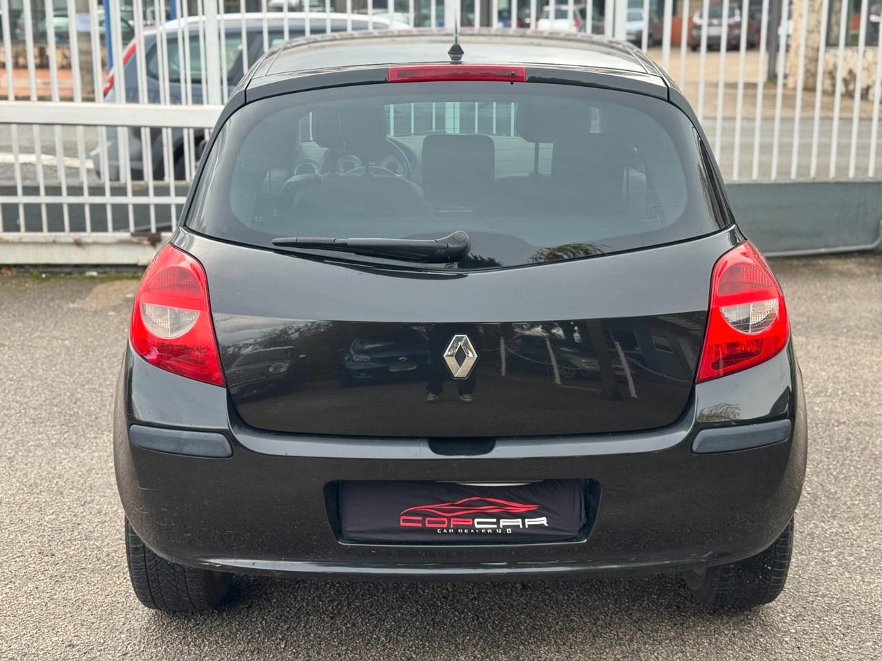 Renault Clio 1.2 16V 3 porte Le Iene