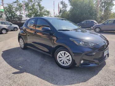 TOYOTA Yaris 1.5 Hybrid 5 porte Business KM 44.000 TAGLIANDATA