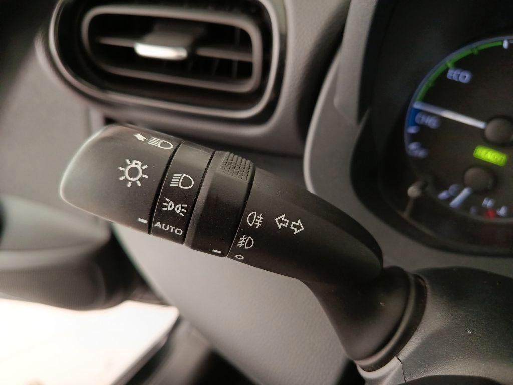 TOYOTA Yaris 4ª serie - Yaris 1.5 Hybrid 5 porte Business