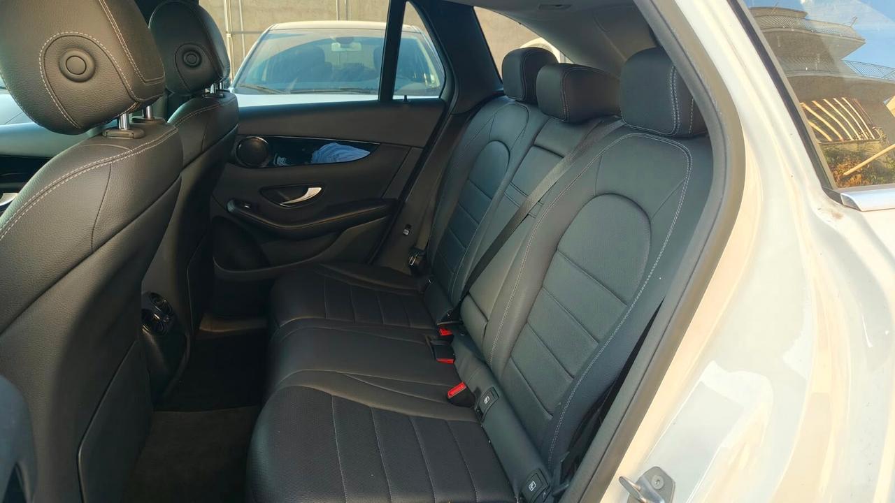 Mercedes-Benz GLC 250d 4Matic Automatico Exclusive - Eleganza e Potenza