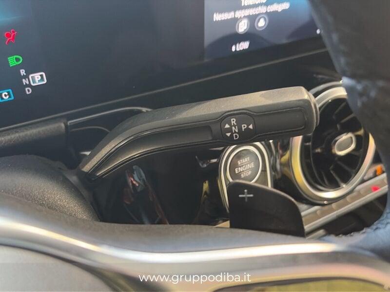 Mercedes-Benz Classe B - W247 2018 Diesel B 180 d Sport Extra auto
