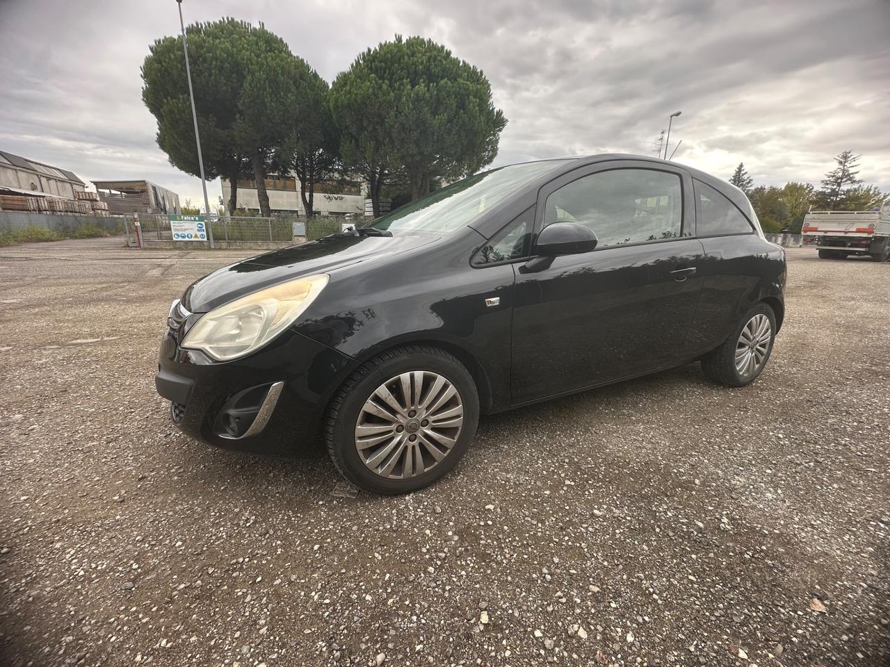 Opel Corsa 1.2 85CV 3 porte GPL-TECH Club