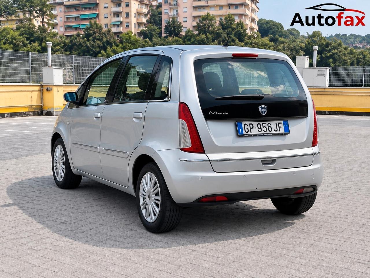 Lancia Musa 1.4 16V 95CV Poltrona Frau – Neopatentati