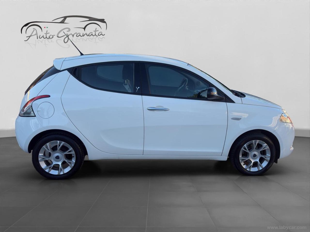 LANCIA Ypsilon 1.2 69 CV 5p. Gold