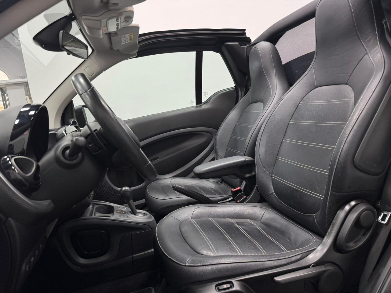 Smart ForTwo 70 1.0 twinamic cabrio Prime Tailor made