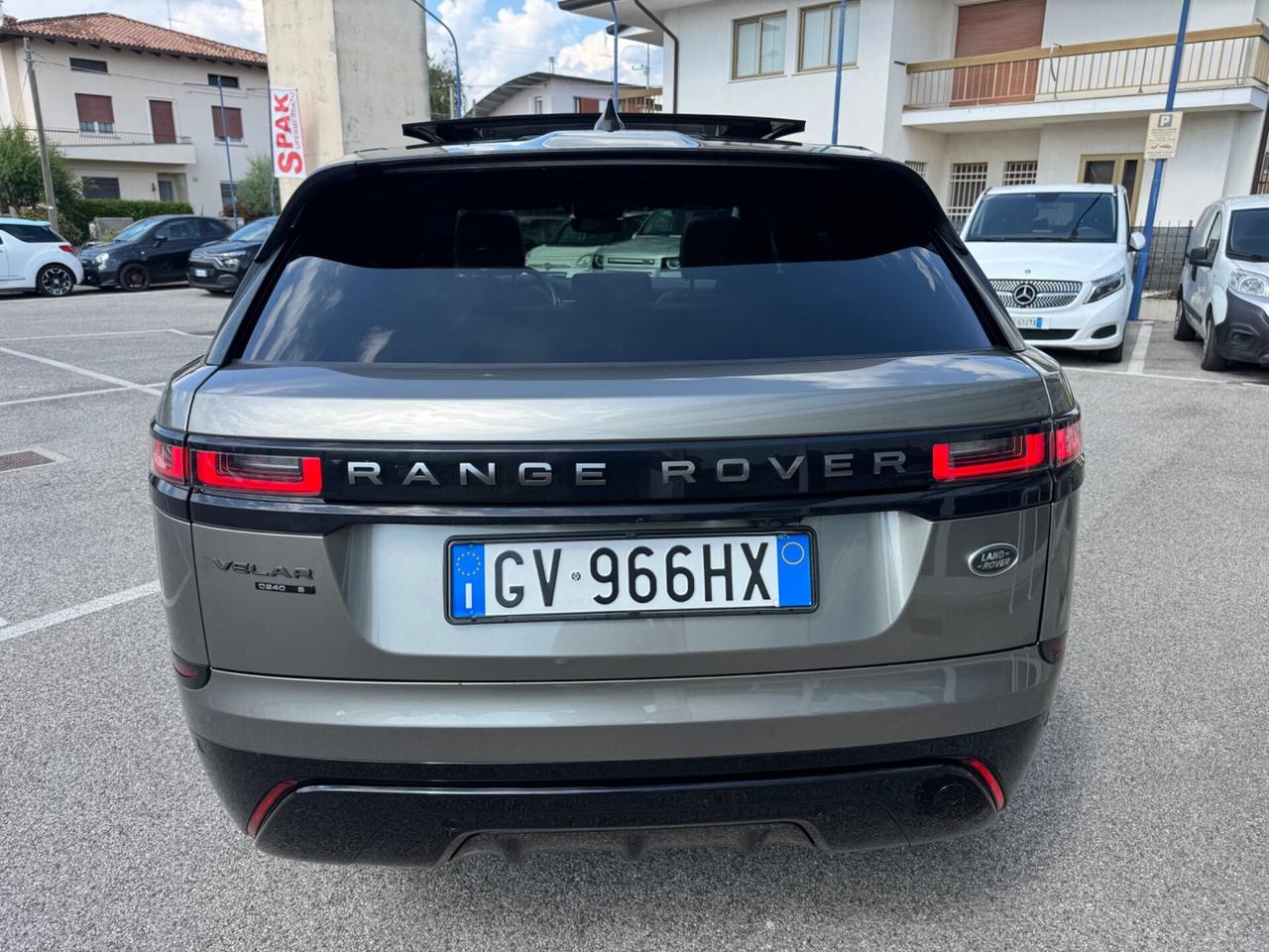 Land Rover Range Velar 2.0D I4 240 CV R-Dynamic S