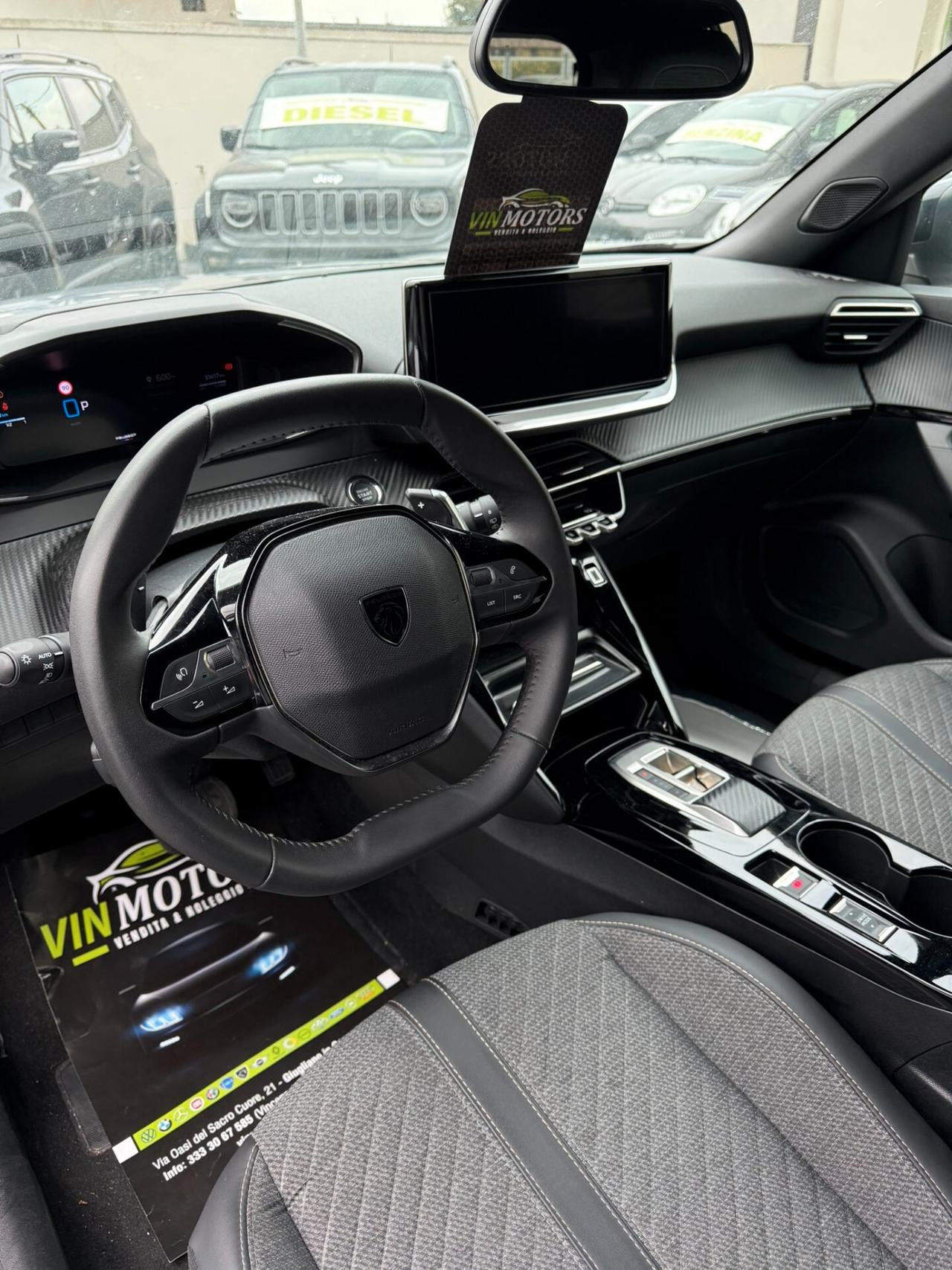 Peugeot 2008 Hybrid 136 e-DCS6 Allure 02/2025