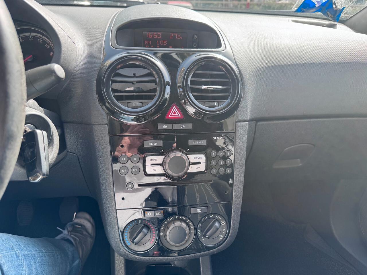 Opel Corsa 1.2 80CV 5 porte GPL-TECH Club