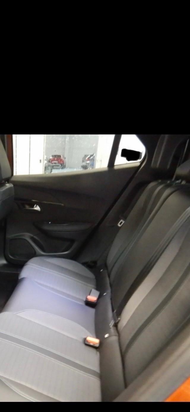 Peugeot 2008 BlueHDi 110 S&S Allure Pack IVA ESPOSTA UNICO PROPRIETARIO