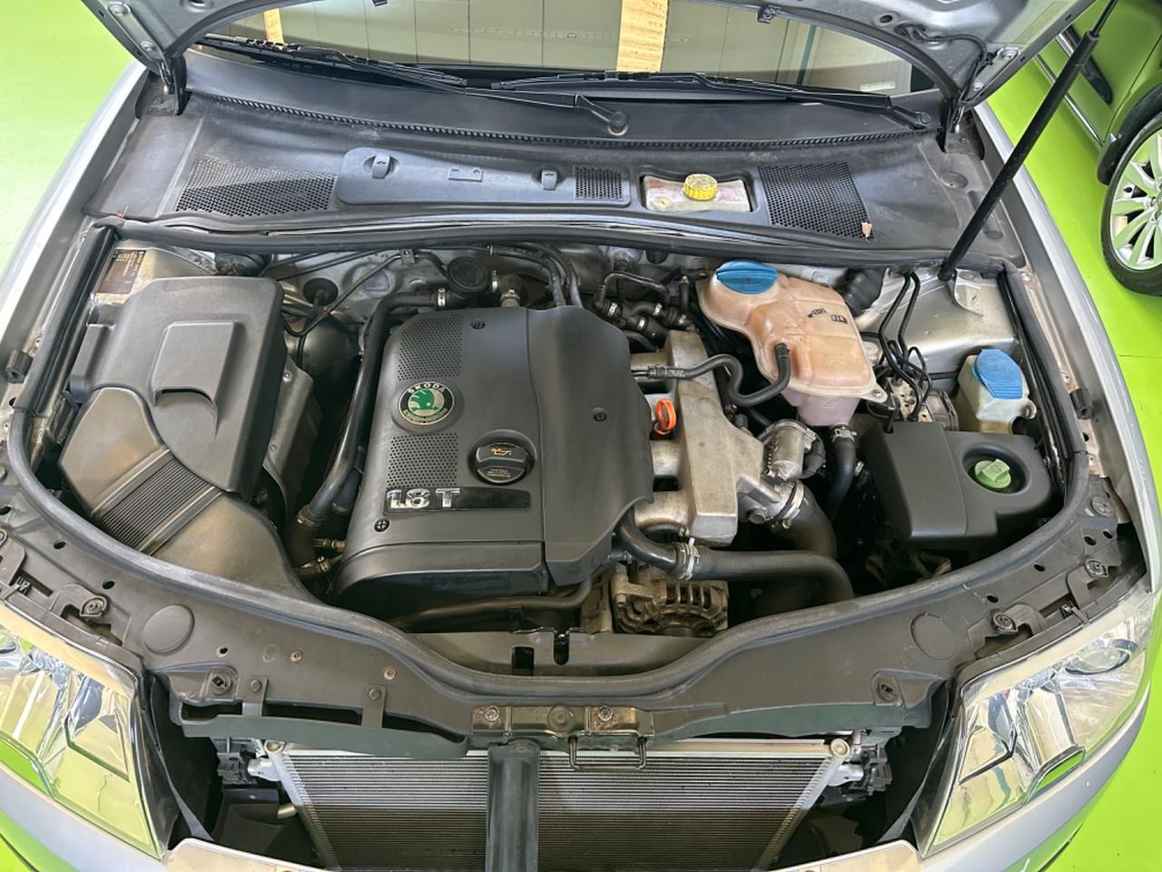 Skoda Superb 1.8 T 20V 150cv tip. Comfort - AUTOMATICA-