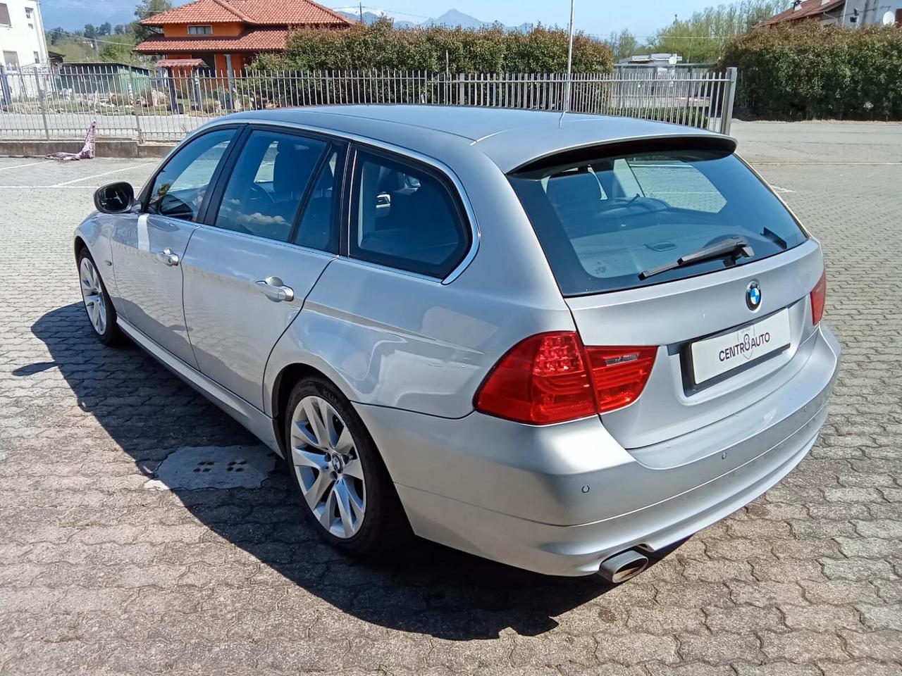 Bmw 318 318d 2.0 143CV cat Touring Attiva