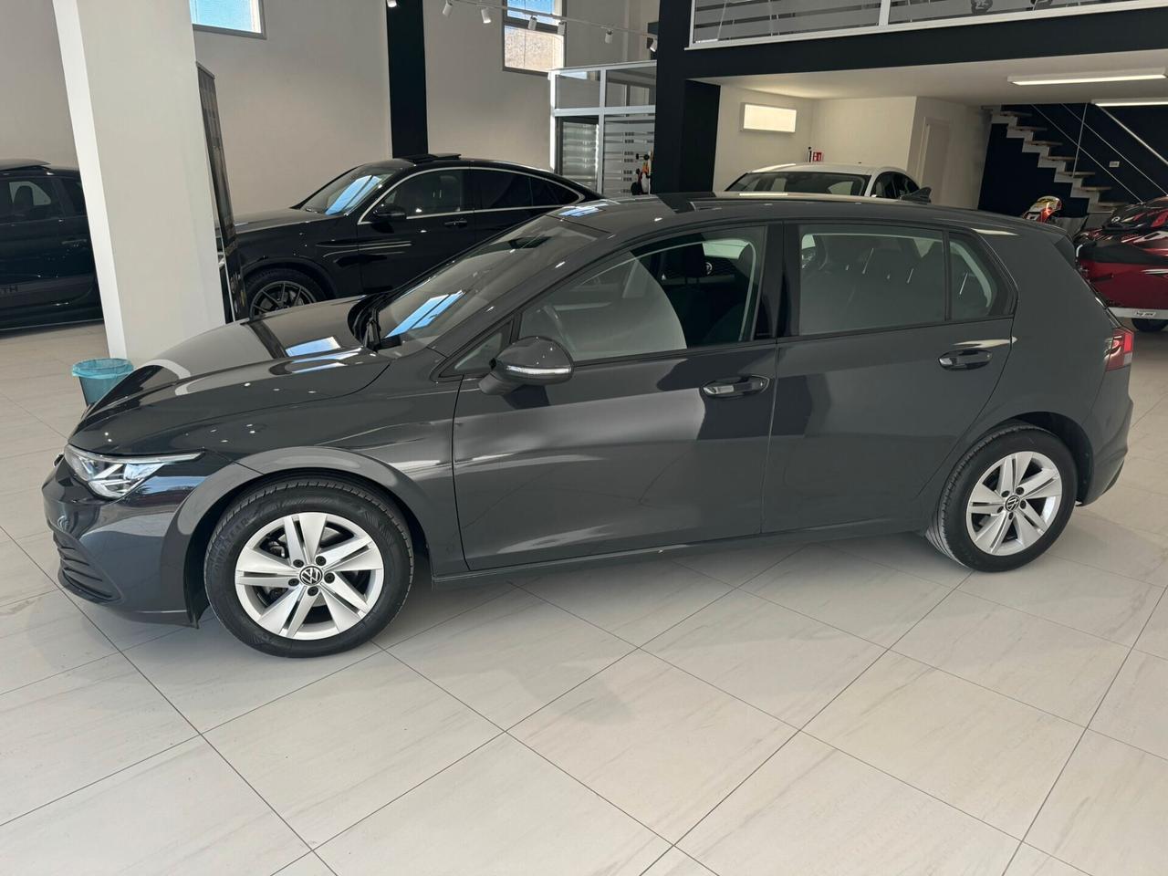 VOLKSWAGEN GOLF 2.0 TDI 116 CV UNI PROPIETARIO 2021