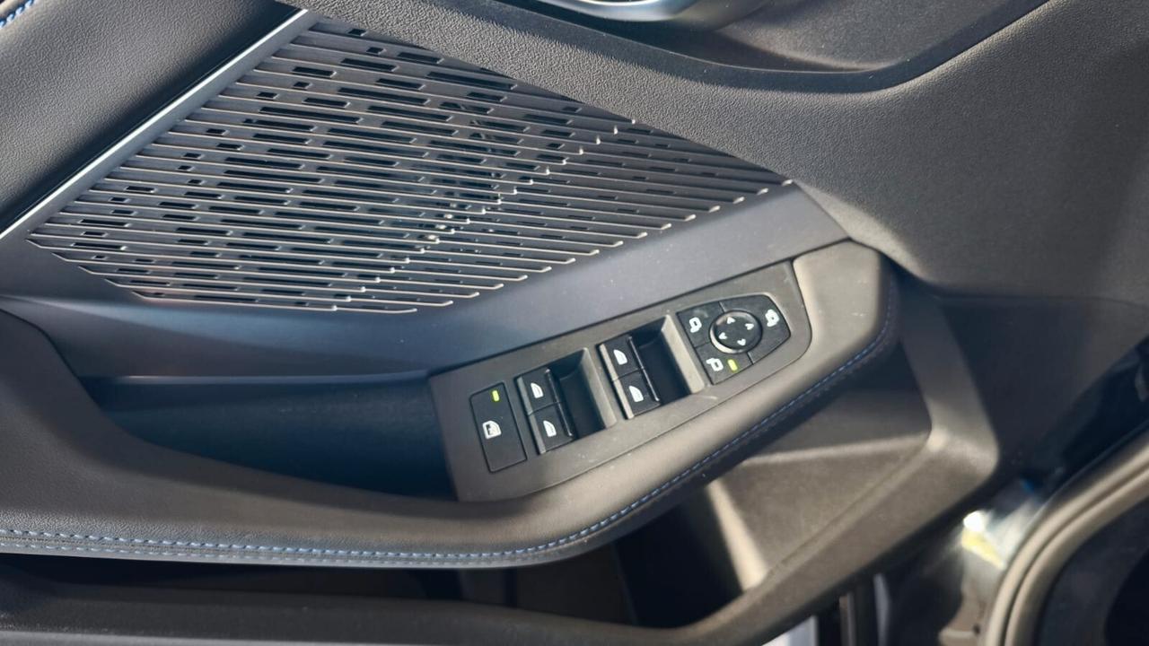 Bmw 118 118d 5p. MSport Design