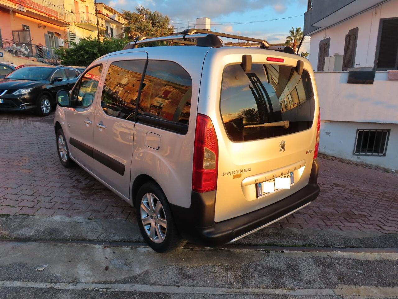 Peugeot PARTNER 1.6 HDI CON 5 POSTI