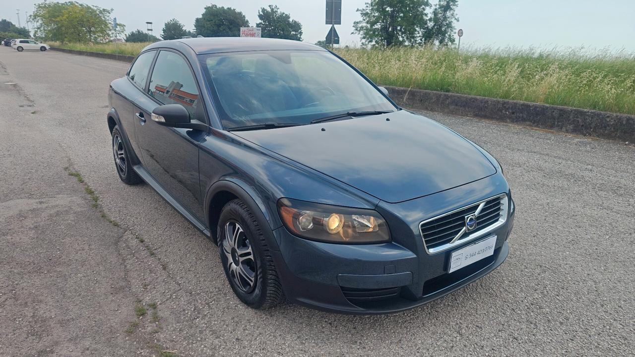 Volvo C30 1.6 D Summum