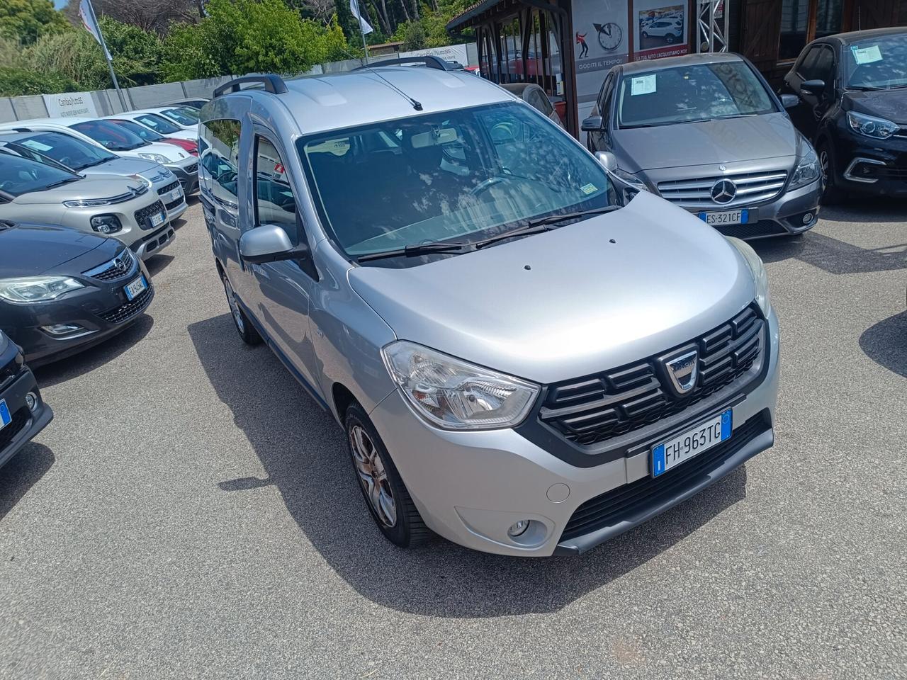 Dacia Dokker 1.6 8V 100CV Start&Stop GPL Lauréate