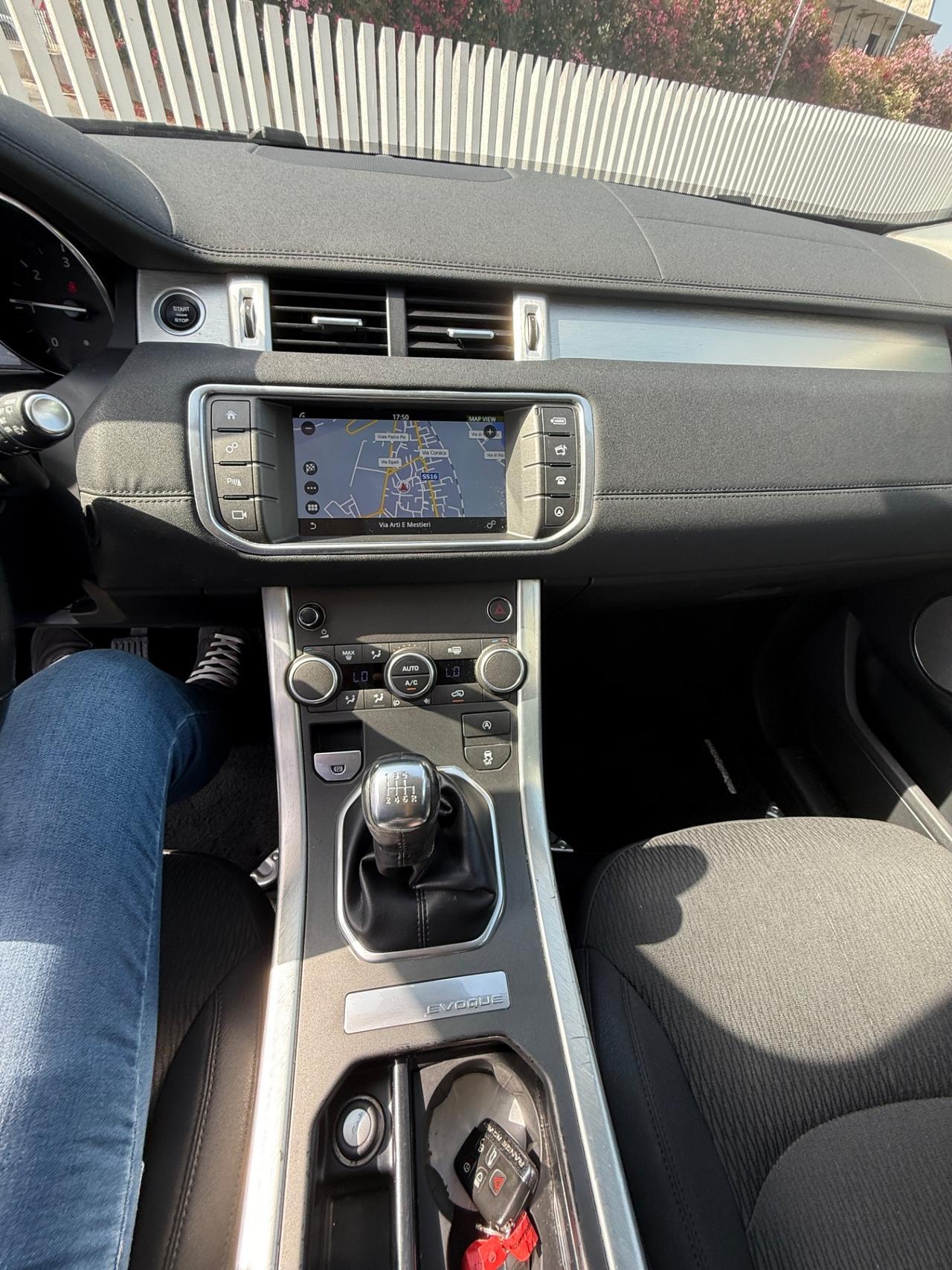 Land Rover Range Evoque 2.0 TD4 150 CV 5p. SE Dynamic