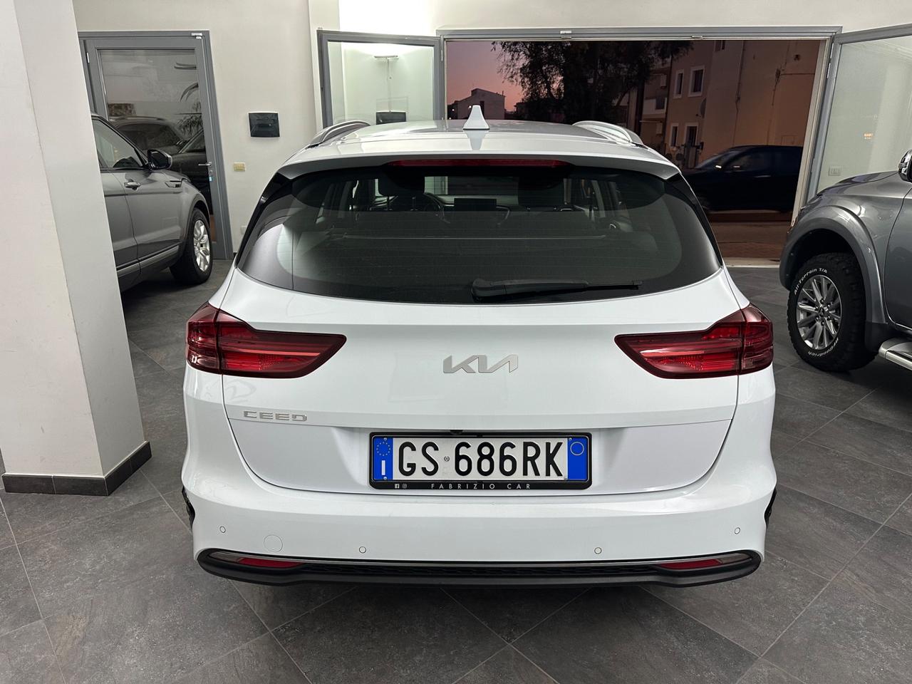 Kia Ceed 1.6 CRDi 136 CV MHEV DCT SW Business