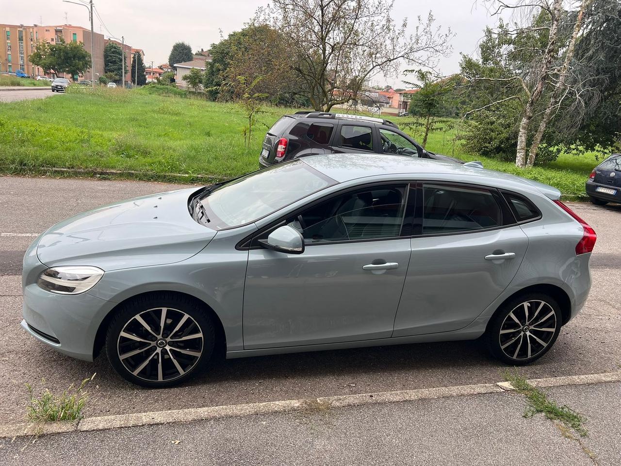 Volvo V40 Momentum 2.0 D2