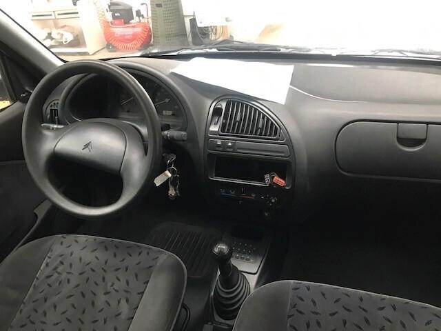 Citroen SAXO 1.1i cat 5 porte SX