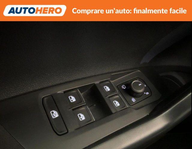 VOLKSWAGEN Taigo 1.0 TSI 110 CV DSG R-Line
